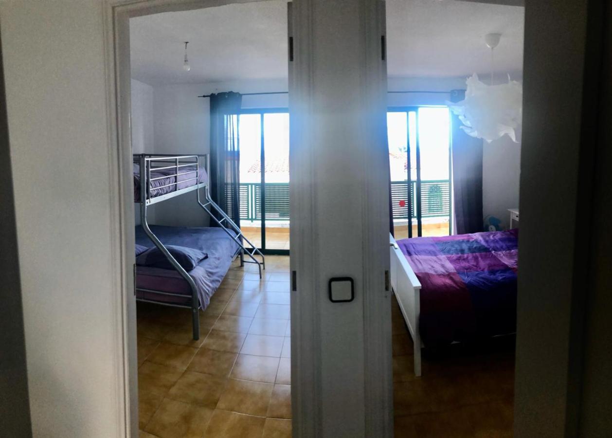 Holiday House Parque Azul Playa La Arena Free Wifi ปัวร์โตเดซานตีอาโก ภายนอก รูปภาพ